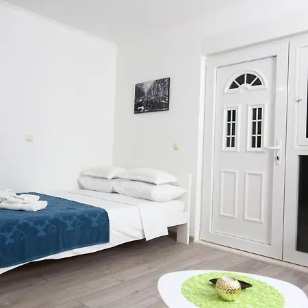 Studio Apartman Antonio Metkovic Exterior photo